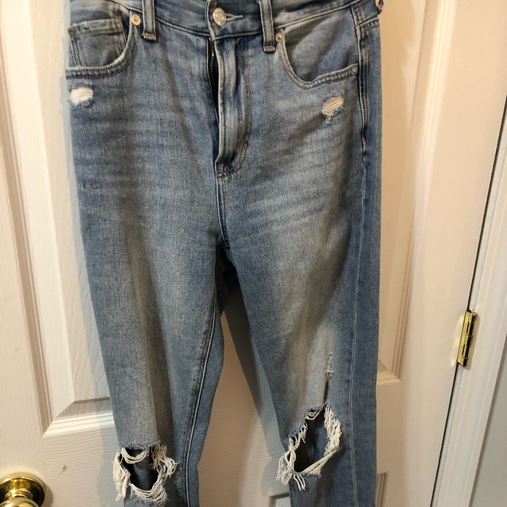 American Eagle mom jeans